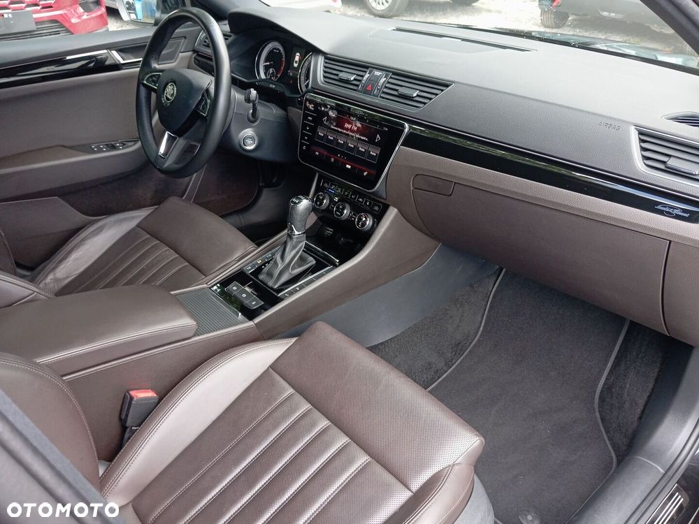 Skoda Superb 2.0 TSI 4x4 L&K DSG - 12