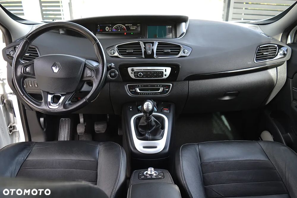 Renault Scenic - 29