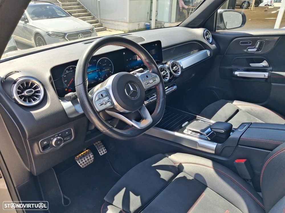 Mercedes-Benz GLB 200 d AMG Line - 12