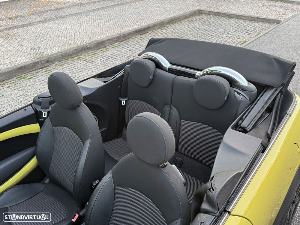 MINI Cabrio Cooper S - 12