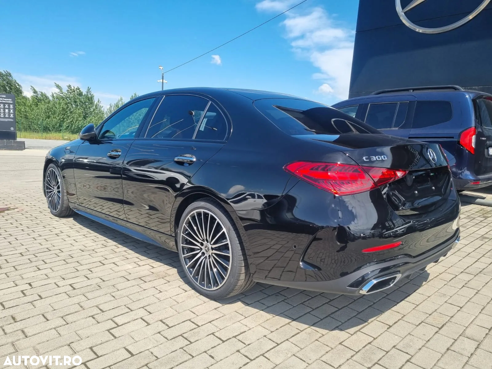 Mercedes-Benz C 300 MHEV 4MATIC - 12