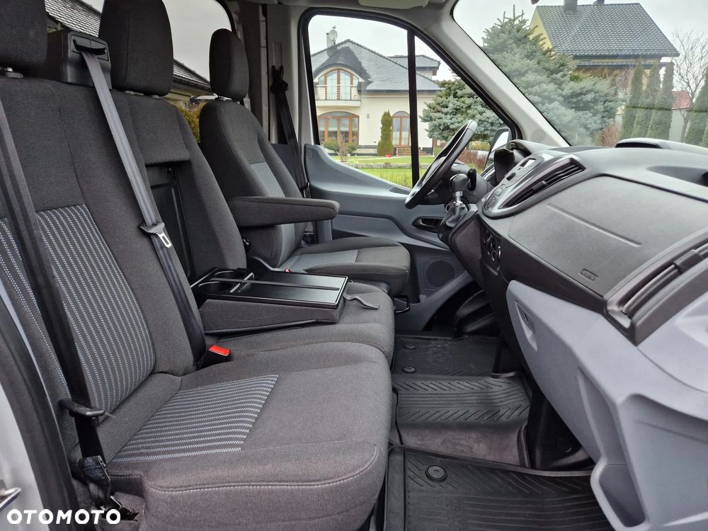Ford Transit - 19