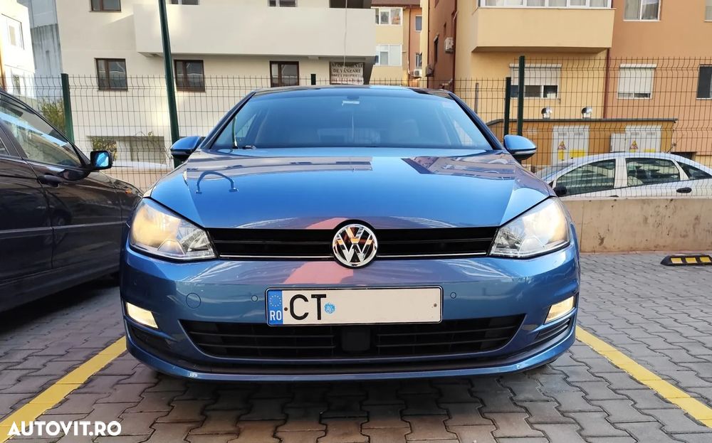 Volkswagen Golf 1.6 TDI DPF BMT DSG Comfortline - 1