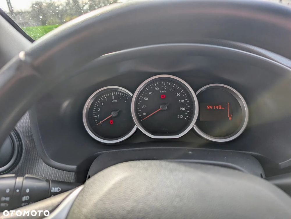 Dacia Logan 1.2 16V Ambiance EU6 - 11