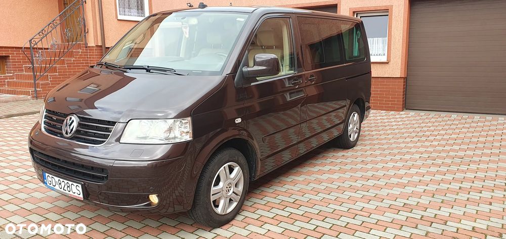 Volkswagen Multivan - 5