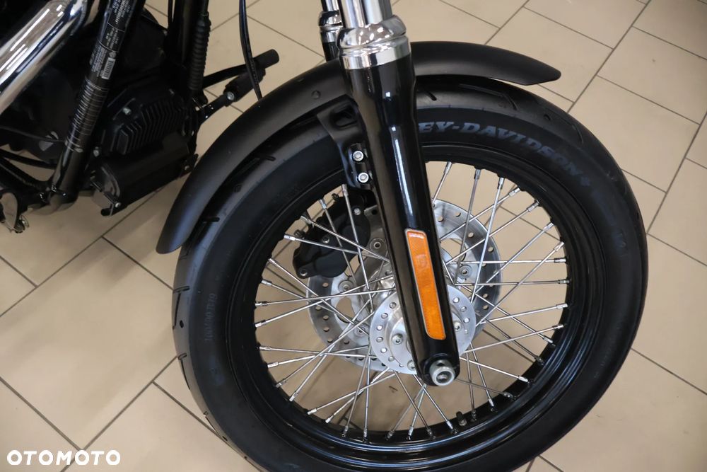 Harley-Davidson Dyna - 10