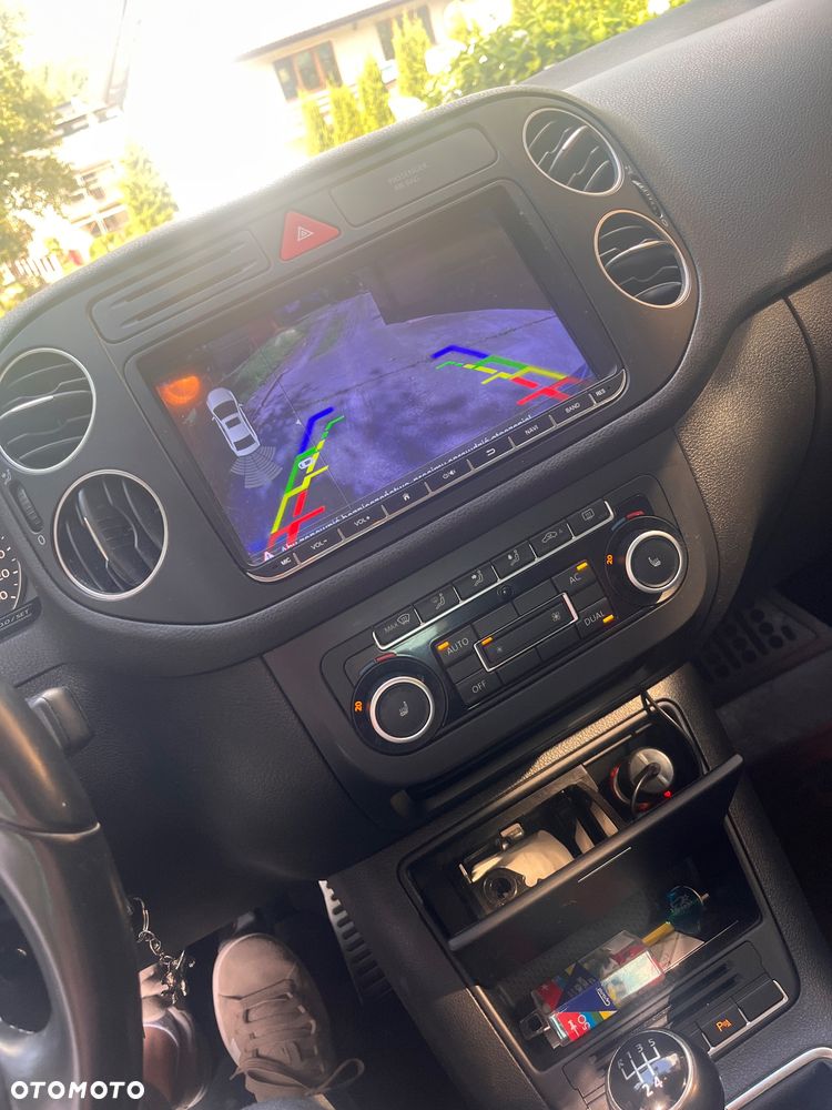 Volkswagen Golf Plus 1.6 TDI Comfortline - 8