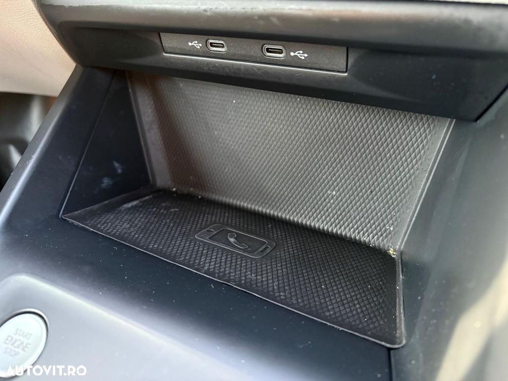 Volkswagen Golf - 27