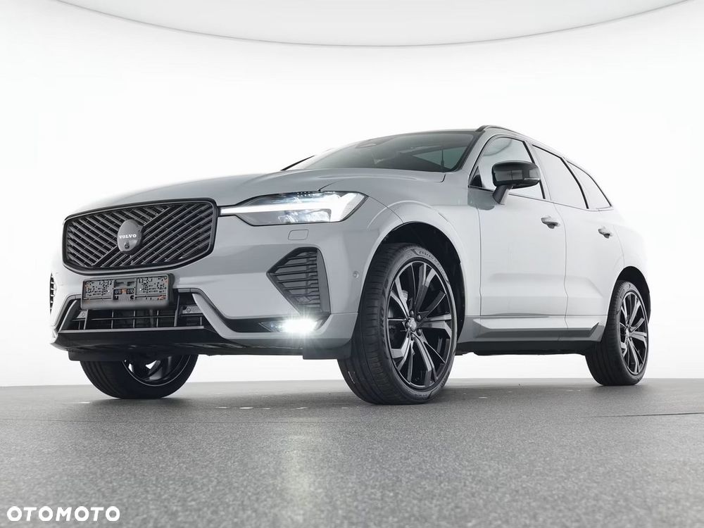 Volvo XC 60 B5 B AWD Ultra Black Edition - 3
