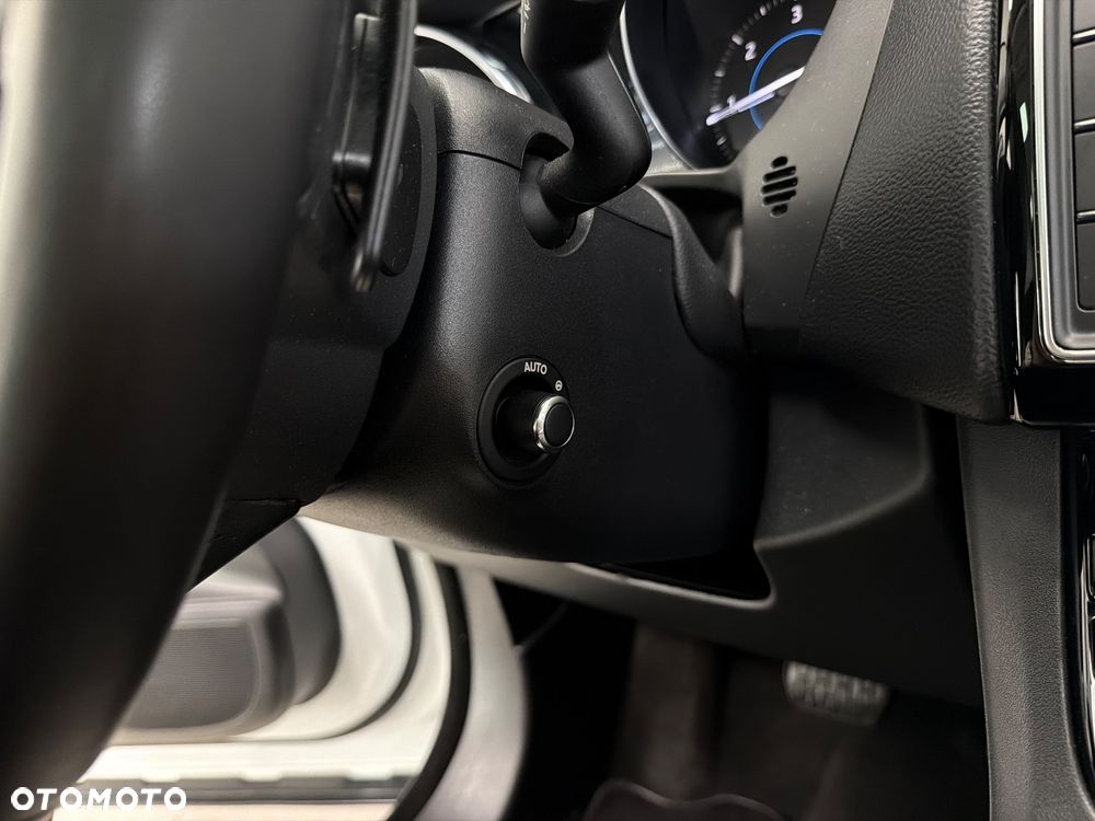 Jaguar F-Pace 2.0 i4D AWD Prestige - 30