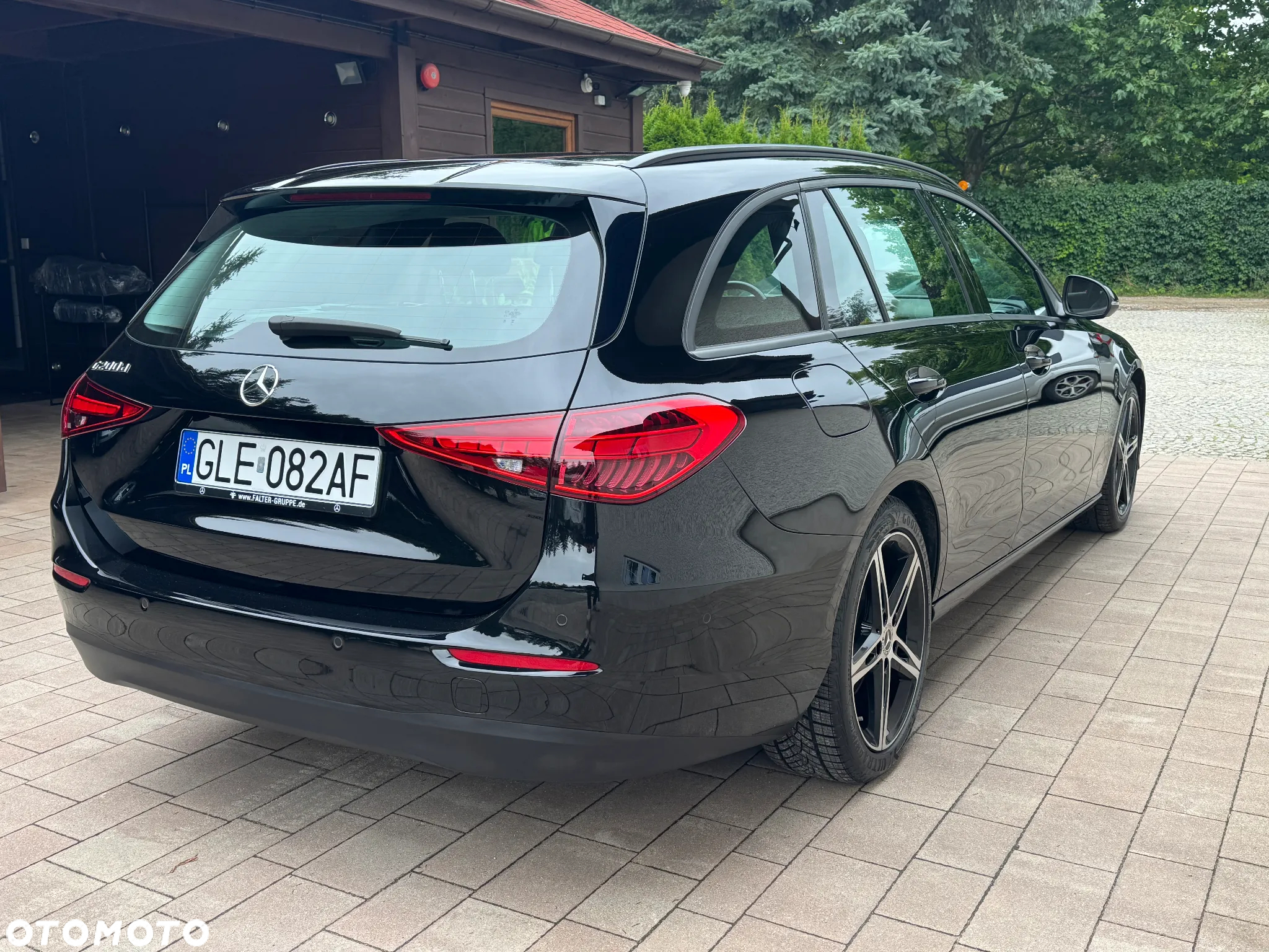Mercedes-Benz Klasa C 200 d T 9G-TRONIC - 3