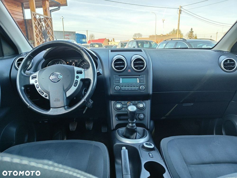 Nissan Qashqai+2 - 14