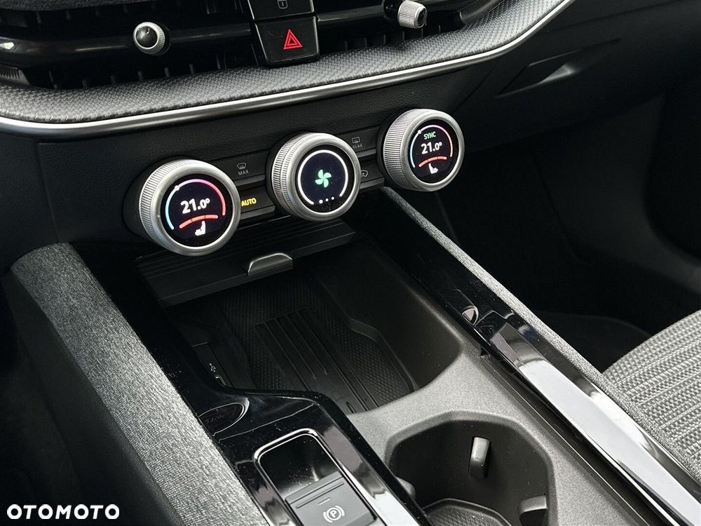 Skoda Superb 2.0 TDI SCR 4x4 Selection DSG - 22