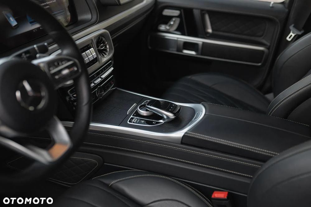 Mercedes-Benz Klasa G 400 d Stronger Than Time Edition - 21