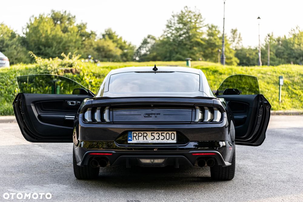 Ford Mustang - 8