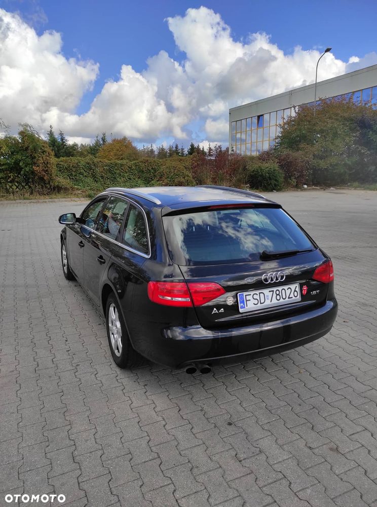 Audi A4 Avant 1.8 TFSI Attraction - 2