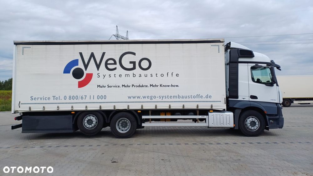 Mercedes-Benz Actros - 4