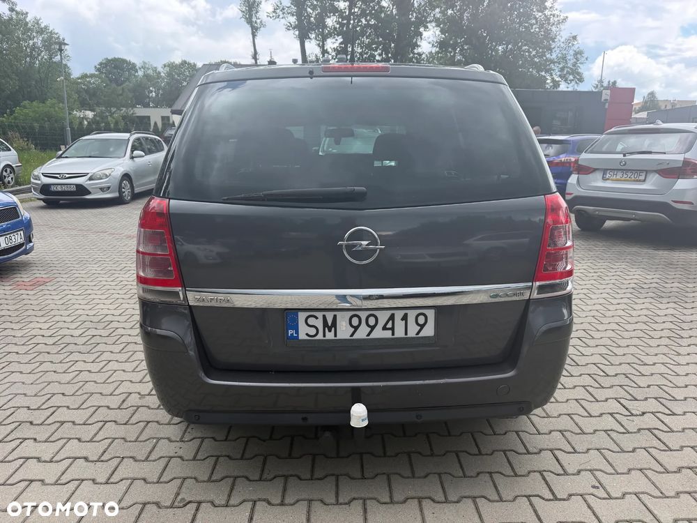 Opel Zafira - 4