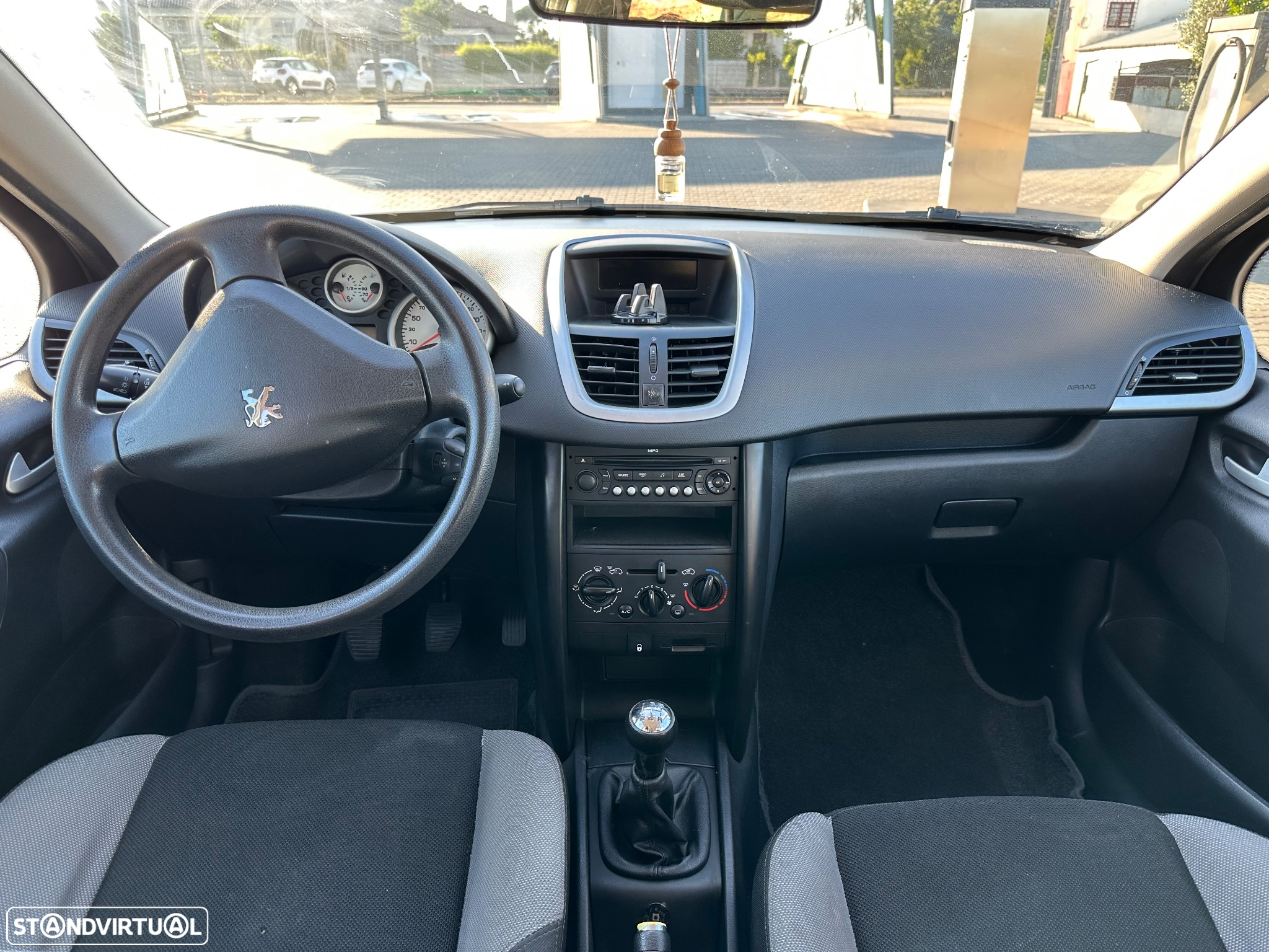 Peugeot 207 - 3