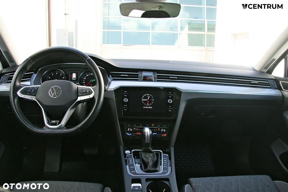 Volkswagen Passat Variant 2.0 TSI Business DSG - 12