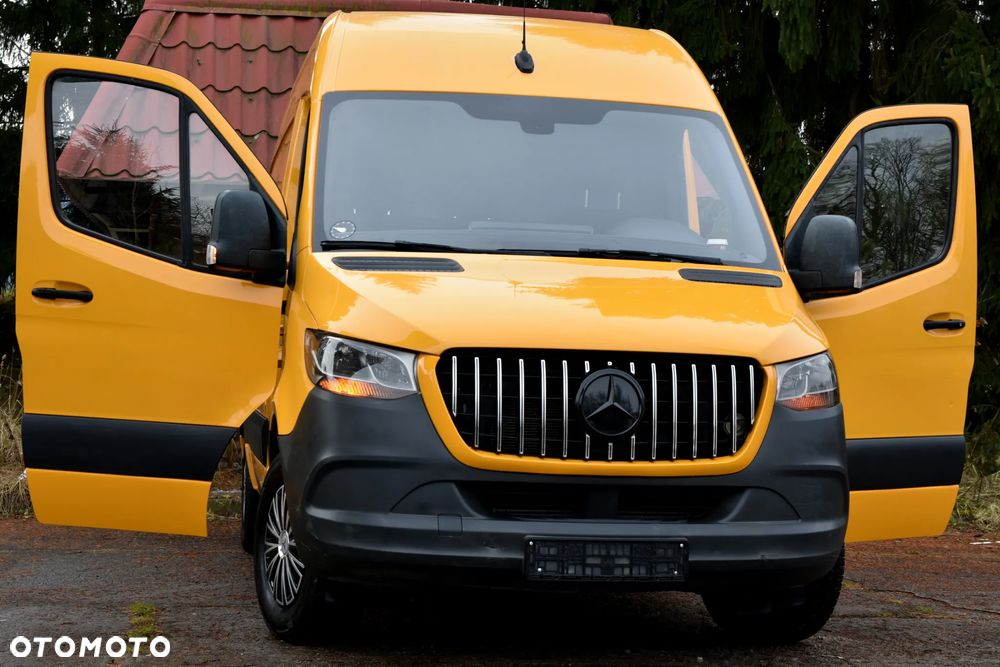 Mercedes-Benz SPRINTER - 11