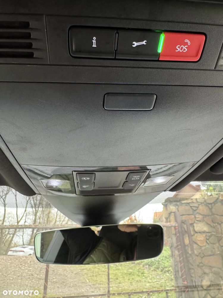 Volkswagen Arteon 2.0 TDI SCR R-Line DSG - 26