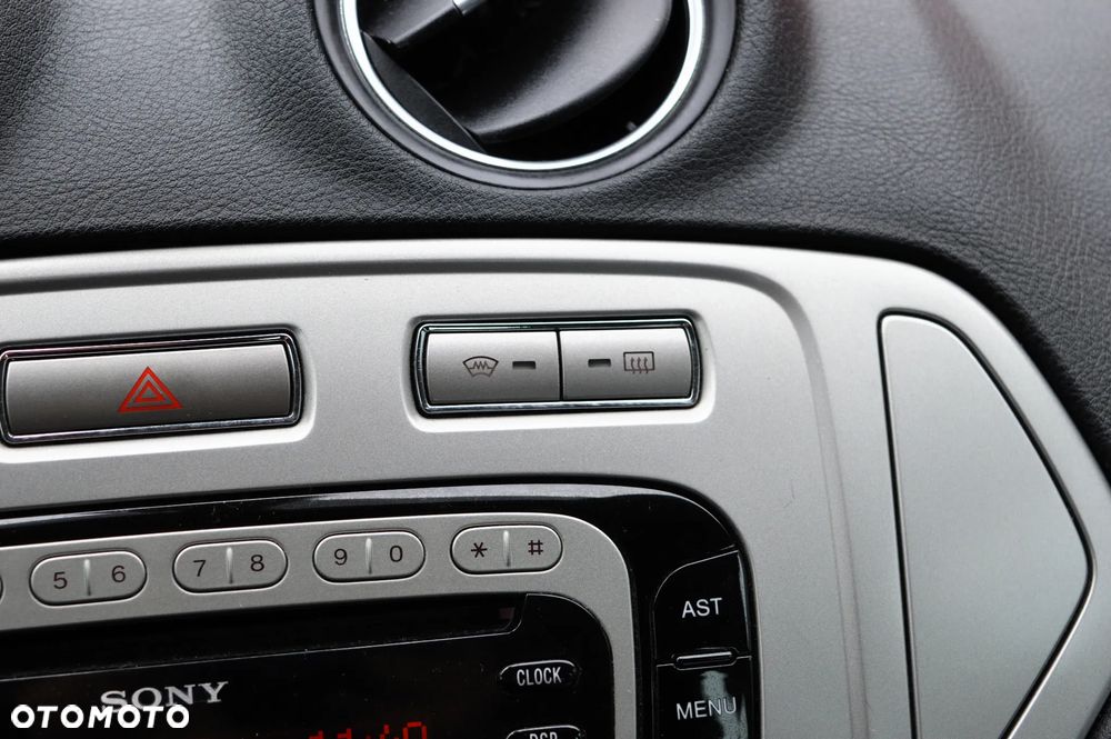 Ford Mondeo 1.8 TDCi Gold X - 17