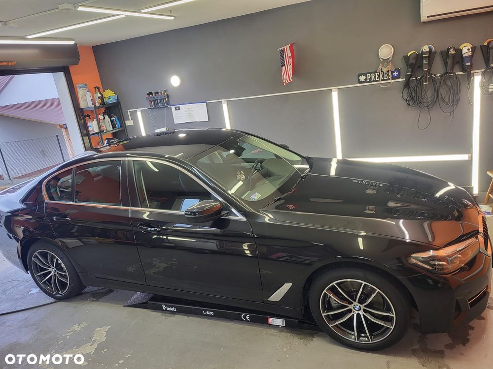 BMW Seria 5 520d - 9