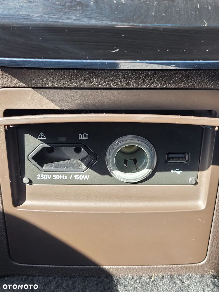 Skoda Superb 2.0 TDI L&K - 22