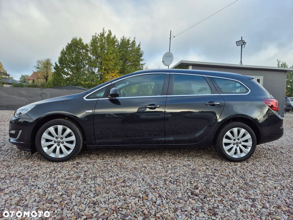 Opel Astra 1.4 Turbo Cosmo - 10