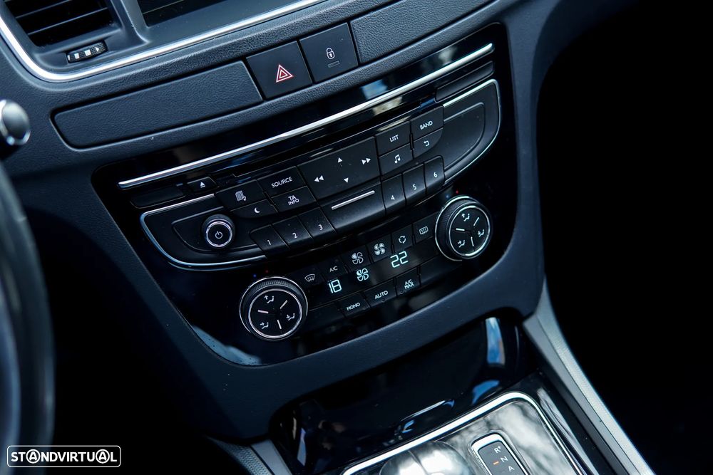 Peugeot 508 2.0 HDi Hybrid4 2-Tronic - 31