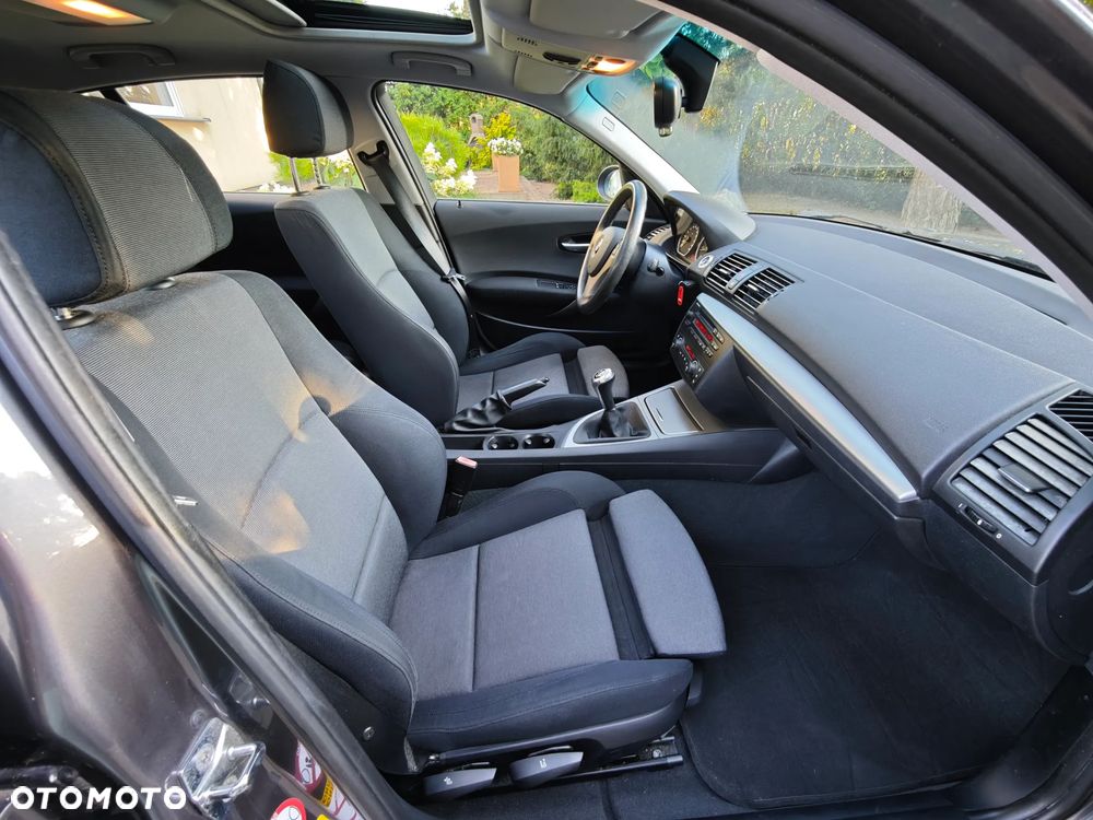BMW Seria 1 118i - 34