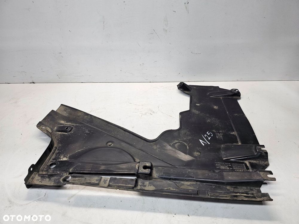 OSŁONA PODWOZIA TYŁ AUDI A4 B9 8W0825216E - 2