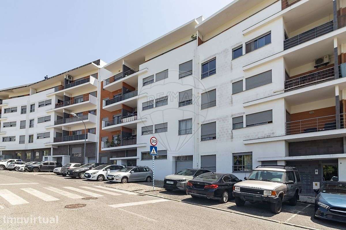 Apartamento T2 para arrendamento - Grande imagem: 3/42