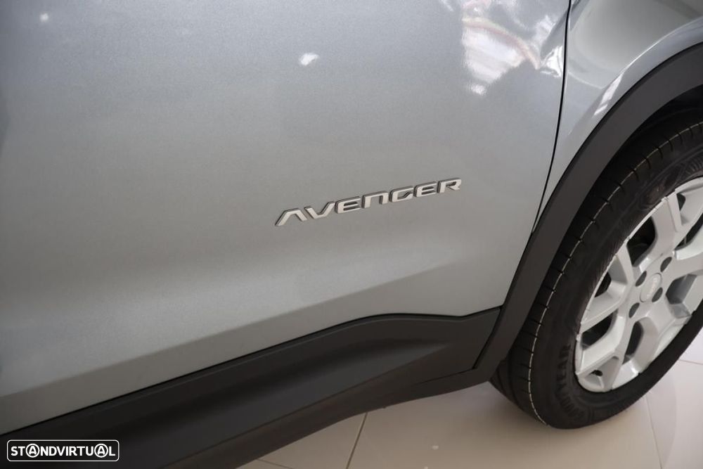 Jeep Avenger 1.2 GSE T3 Altitude - 36