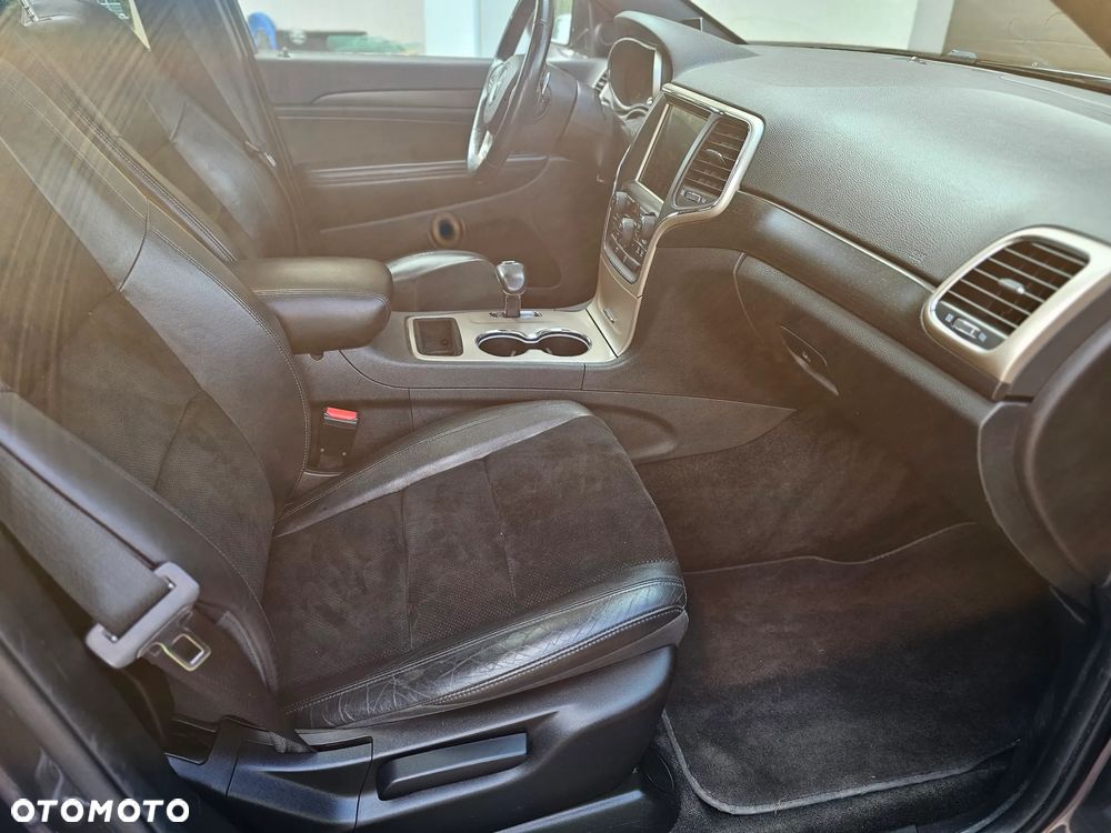 Jeep Grand Cherokee 3.6 V6 Overland - 16