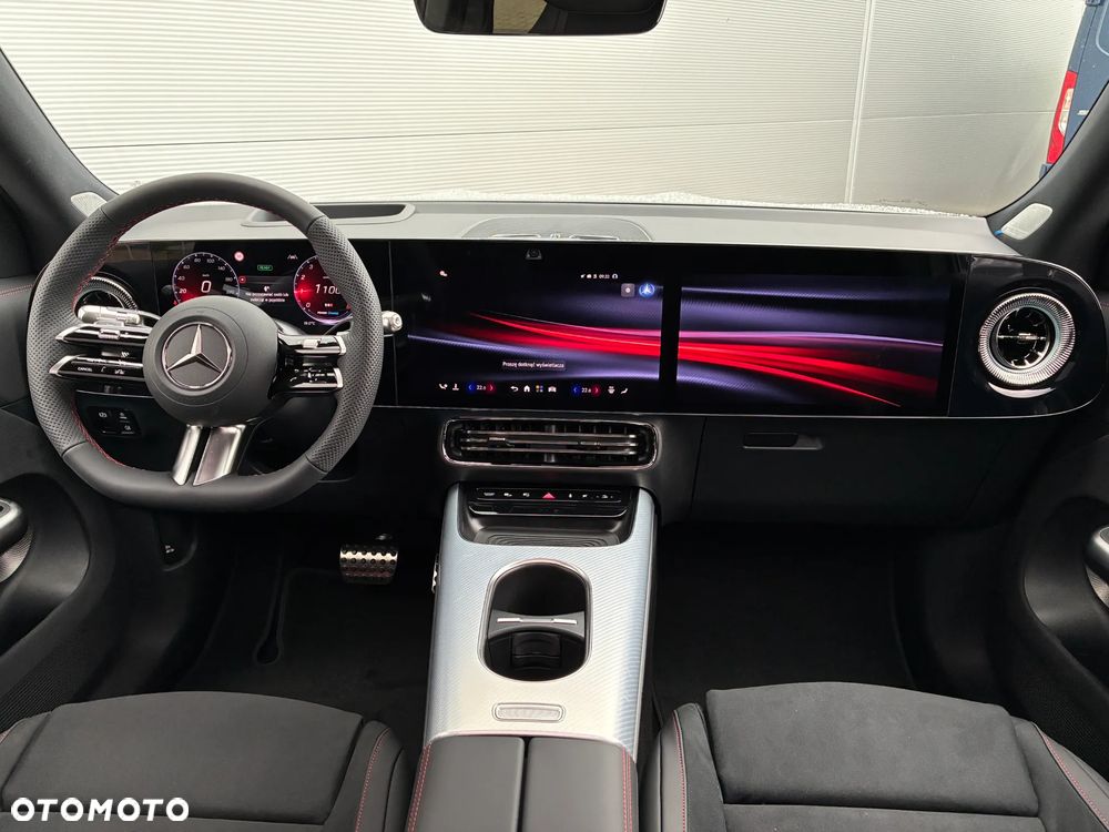 Mercedes-Benz GLB 200 mHEV 8G-eDCT - 7