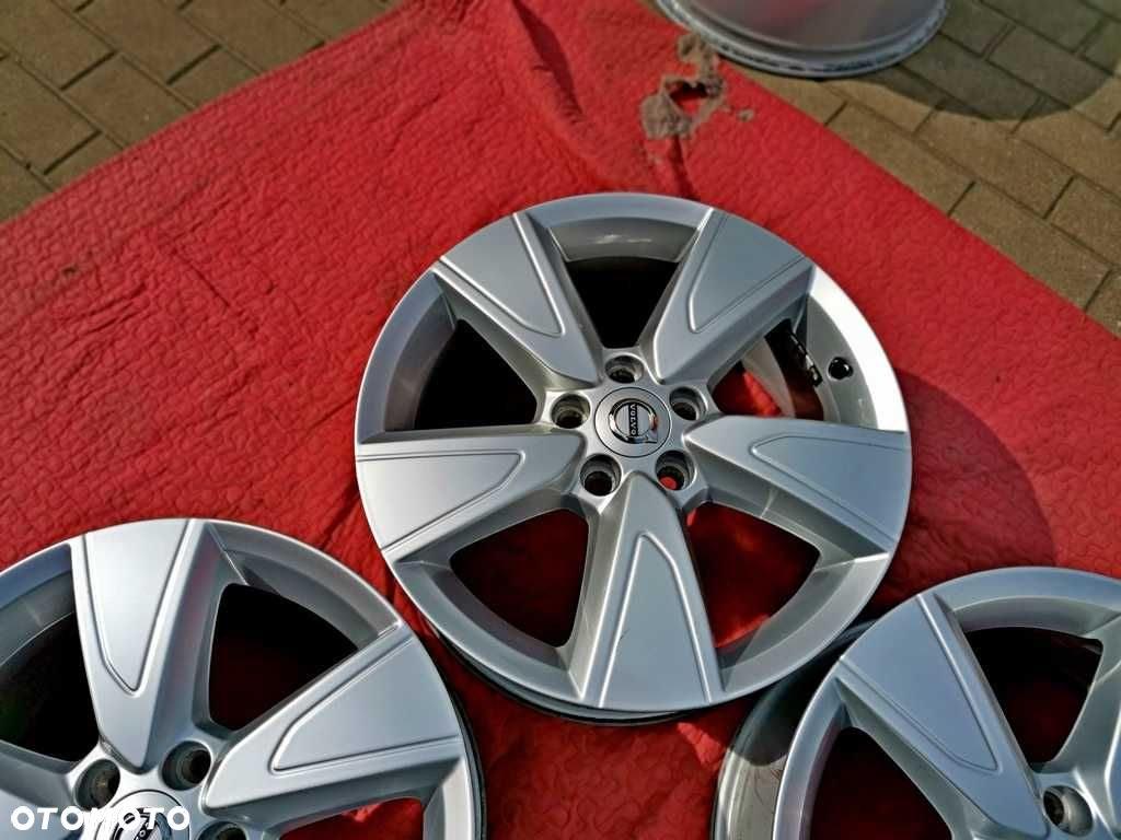 ALUFELGI 17' VOLVO V50 V60 S60 S80 V40 V70 XC40 - 5x108 - igła - 4