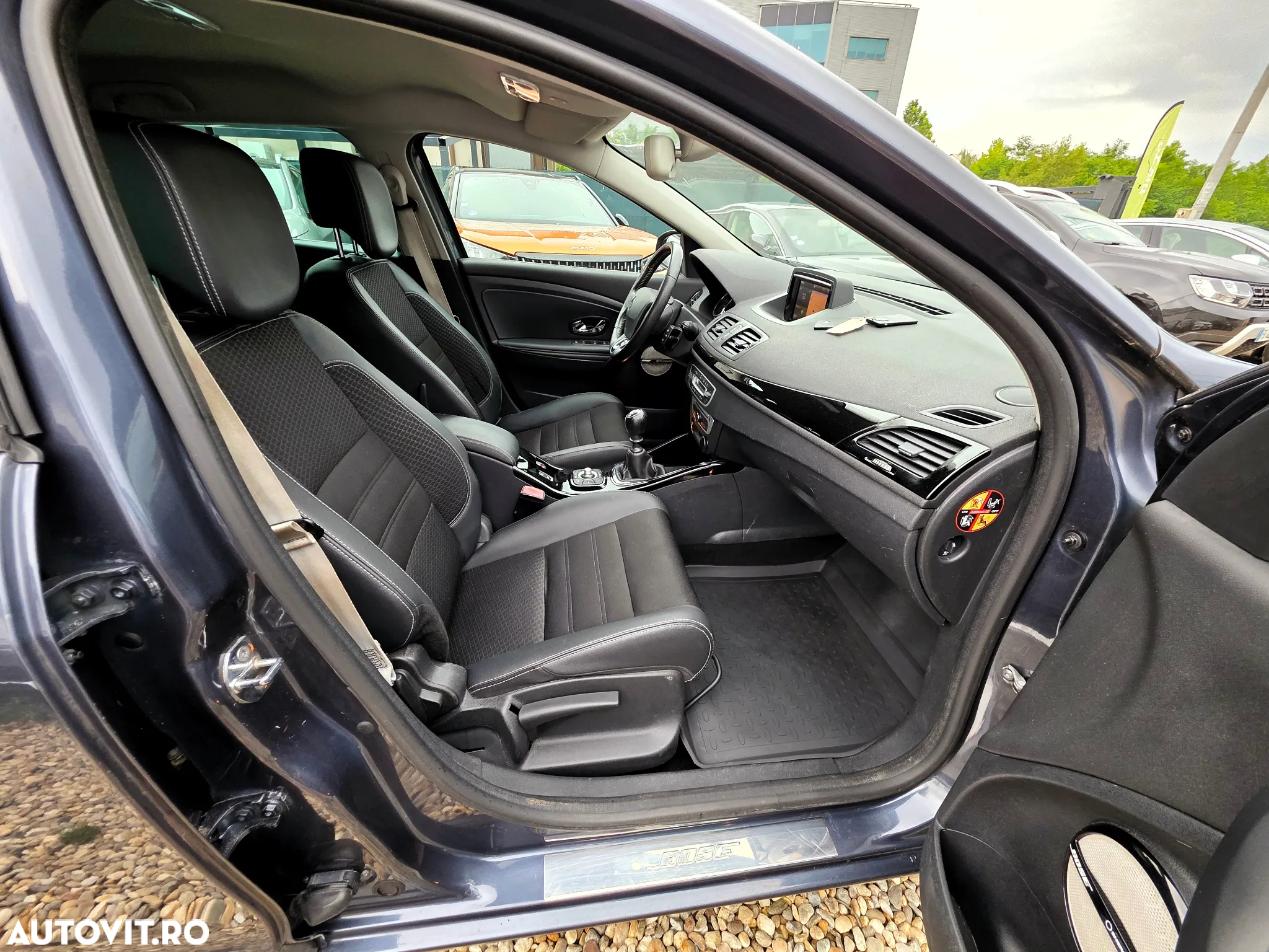 Renault Megane ENERGY dCi 110 Start & Stop Bose Edition - 14