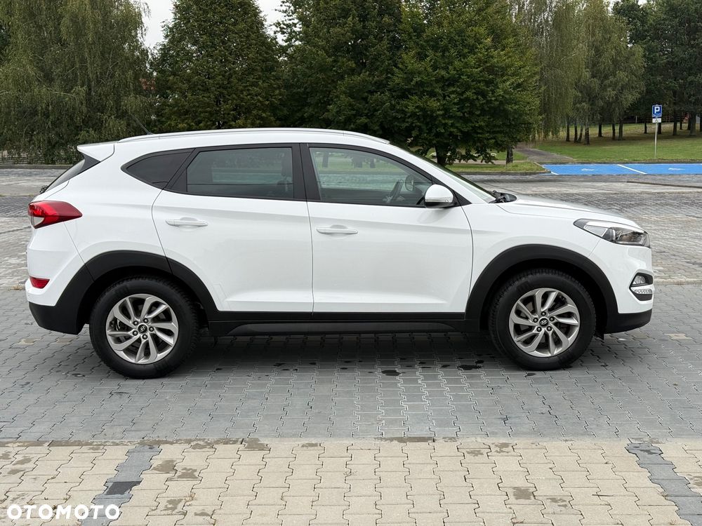 Hyundai Tucson 1.7 CRDI BlueDrive Comfort 2WD - 12