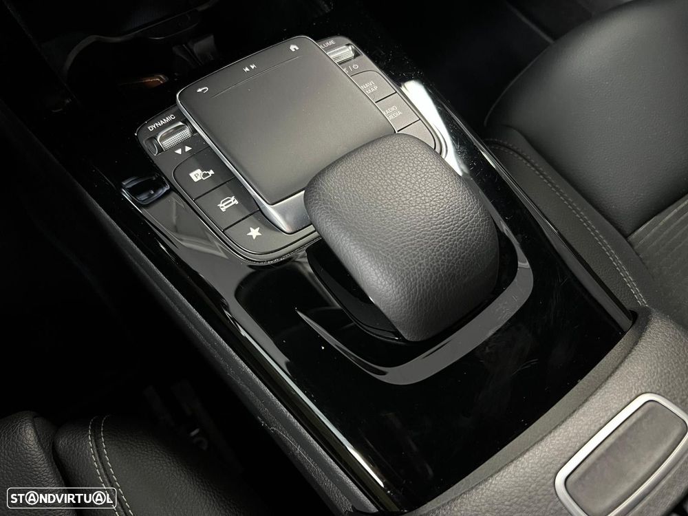 Mercedes-Benz A 250 e Progressive - 18