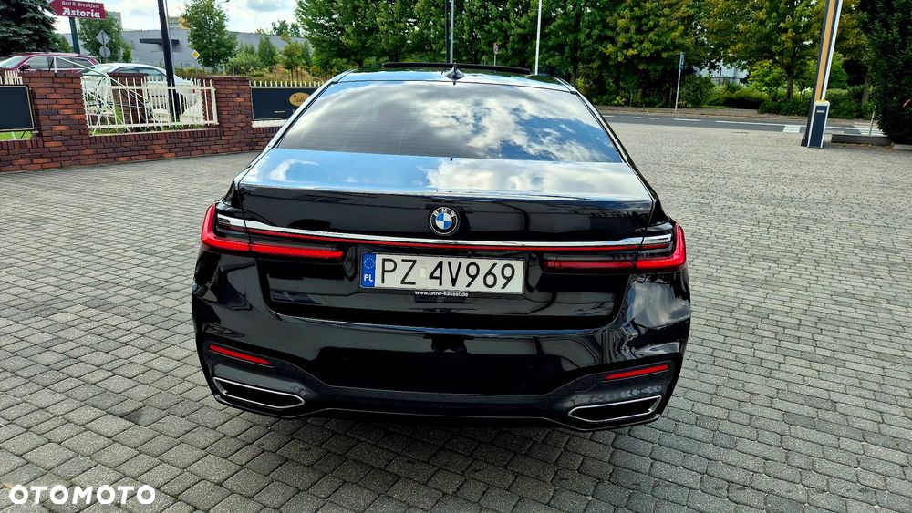 BMW Seria 7 730d sport - 9