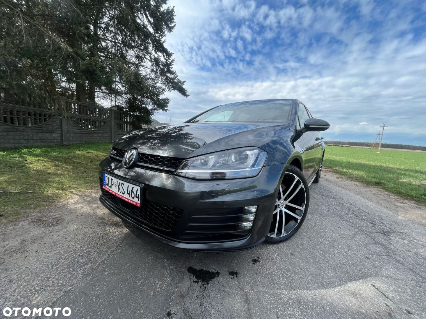 Volkswagen Golf - 24