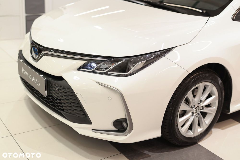 Toyota Corolla 1.8 Hybrid Comfort - 28