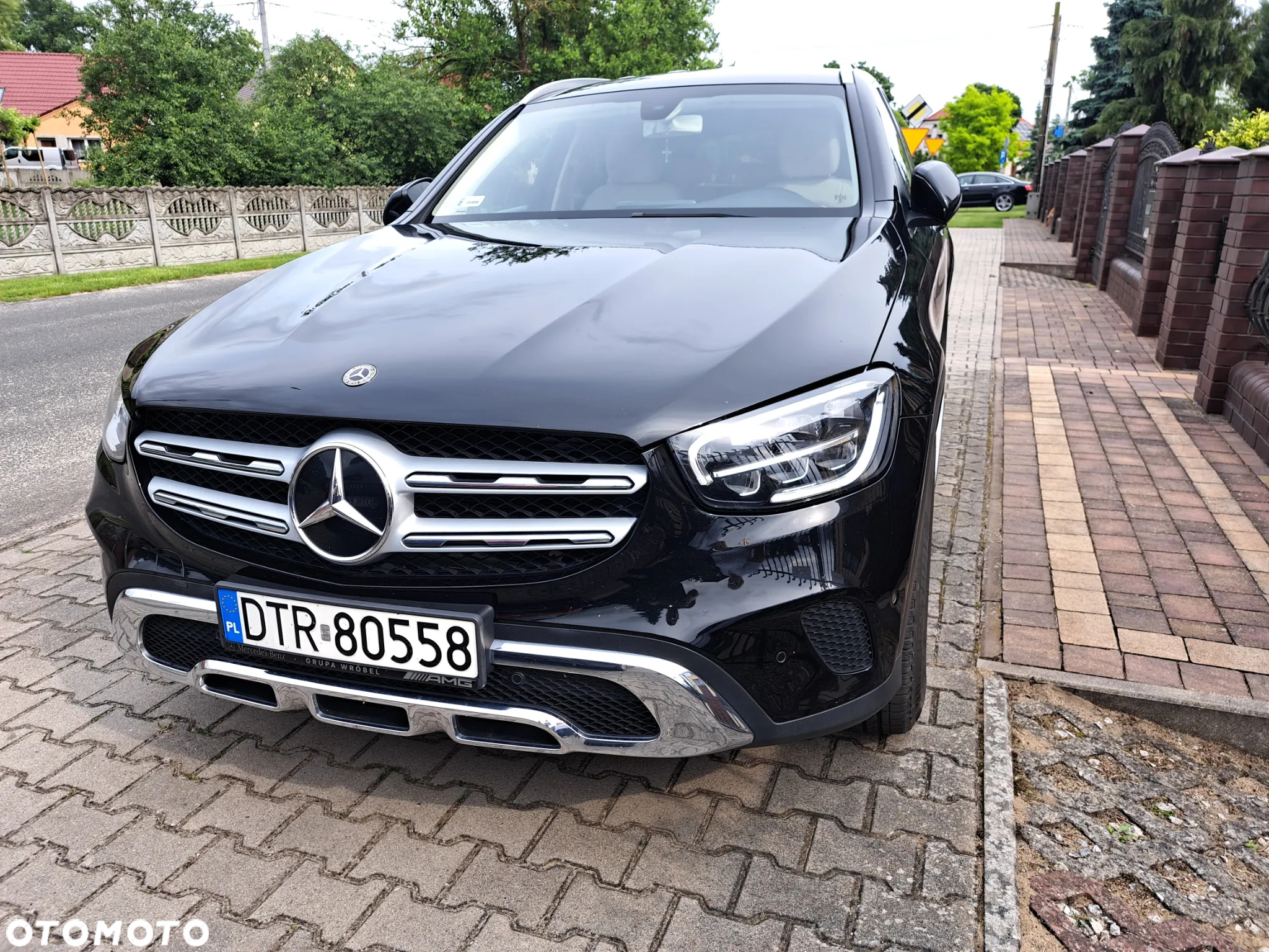 Mercedes-Benz GLC 200 d 4-Matic Business Edition - 3