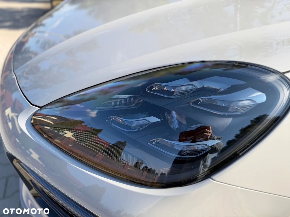 Porsche Cayenne E-Hybrid - 17