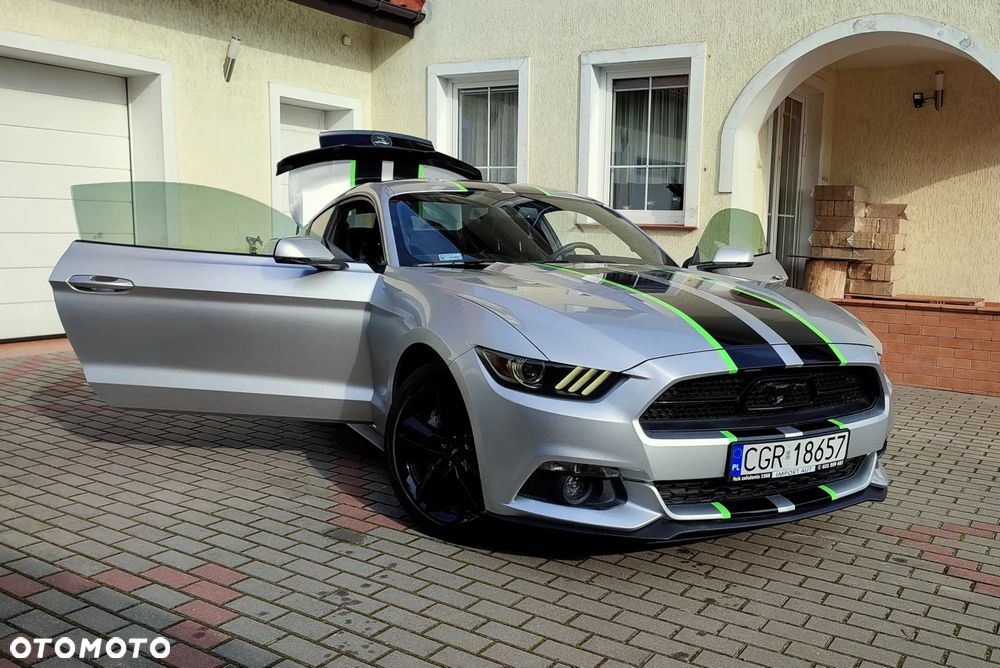 Ford Mustang 2.3 Eco Boost - 15