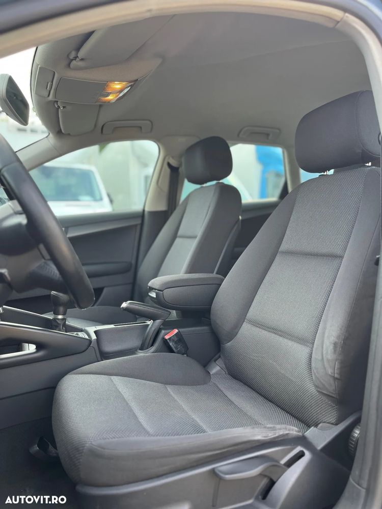 Audi A3 1.6 TDI Ambiente - 6