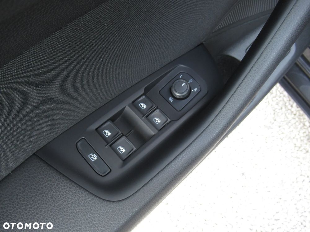 Volkswagen Passat 1.5 TSI EVO Essence - 33