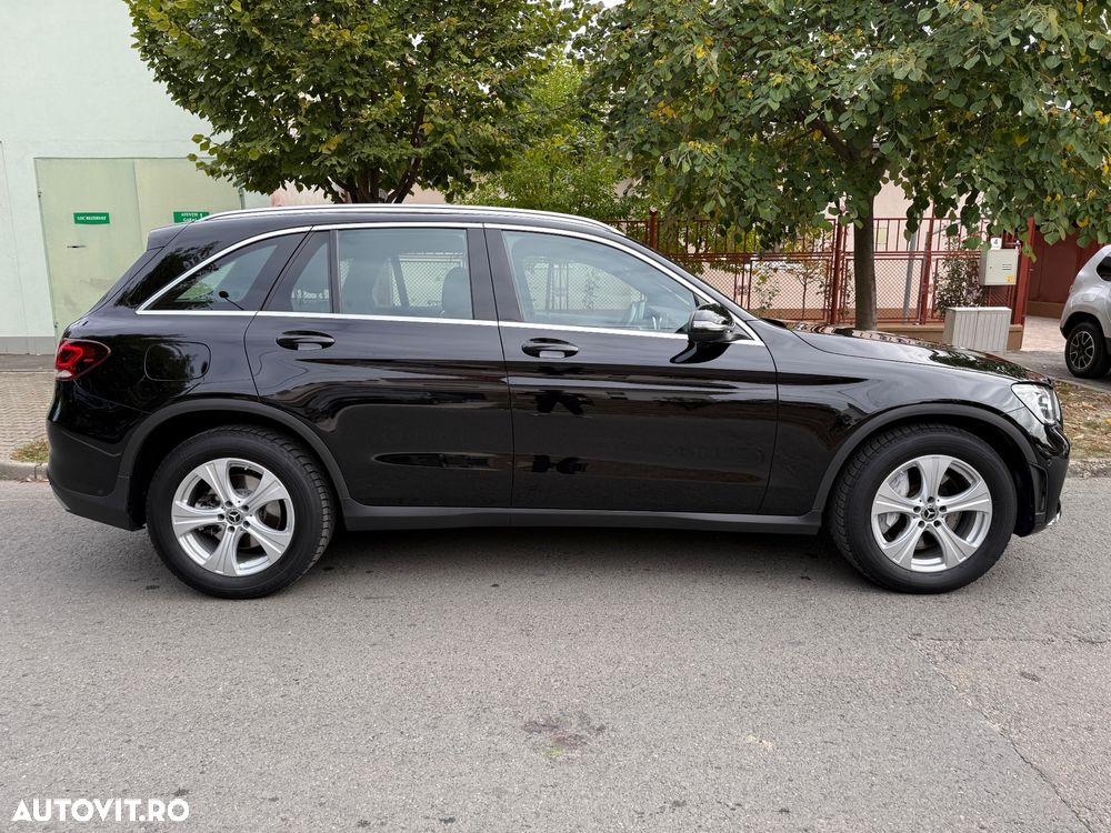 Mercedes-Benz GLC 220 d 4Matic 9G-TRONIC AMG Line - 4